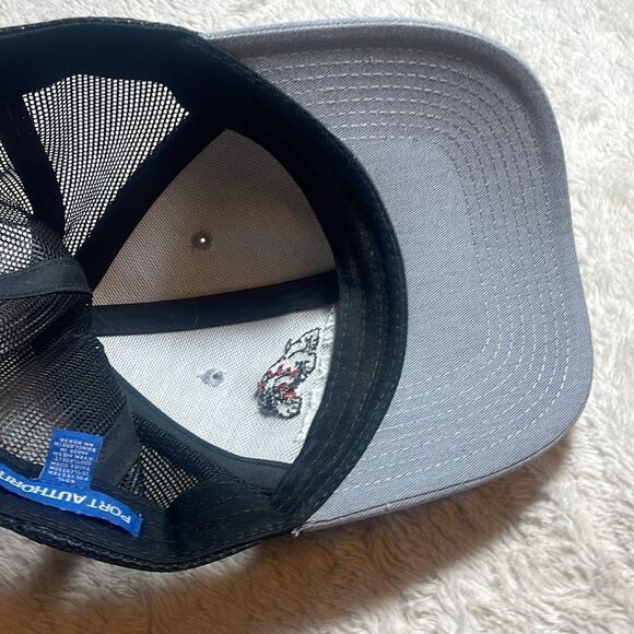 Bully  dog, big rig hat - Picture 5 of 5